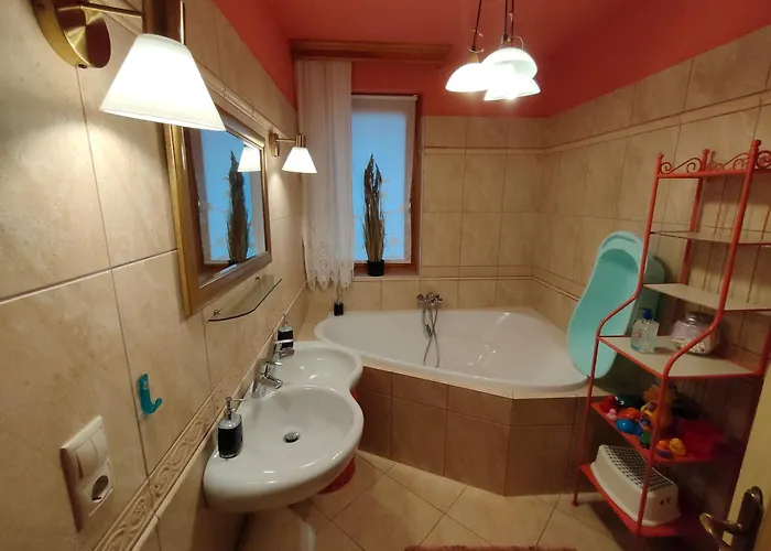 Three Family Apartamento